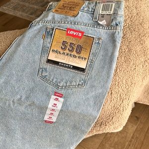 Levi 550 Shorts. Sz 40 NWT